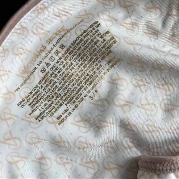 32B 36C Vs Victoria’s Secret Bombshell/Miraculous adds-2 cups  Bikini swim 2 pc - Picture 11 of 16